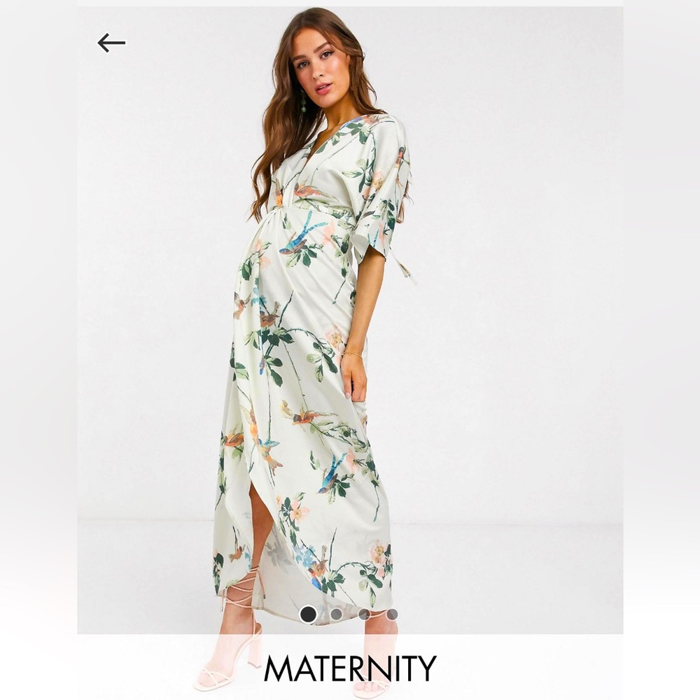 Never worn- beautiful Hope & Ivy maternity kimono maxi dress
